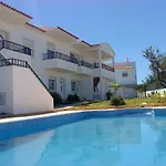Apartment 2 Bed Flat - Sleeps 4 - Parking - Wifi Albufeira