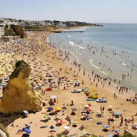 Inviting 2-bed In Apartamento Albufeira