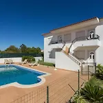 2 Bed Flat - Sleeps 4 - Parking - Wifi Appartement Albufeira
